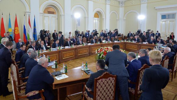 Cumbre de la Organización del Tratado de Seguridad Colectiva en Ereván - Sputnik Mundo