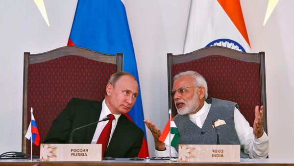 Vladimir Putin, el presidente de Rusia, y Narendra Modi, el primer ministro de la India (archivo) - Sputnik Mundo