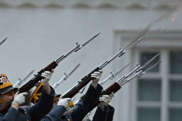Última ceremonia de cambio de guardia del Regimiento Presidencial - Sputnik Mundo