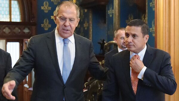 Los ministros de Exteriores de Rusia y de Guatemala, Serguéi Lavrov y Carlos Morales. - Sputnik Mundo