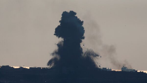 Ataque de Israel sobre la la Franja de Gaza (archivo) - Sputnik Mundo