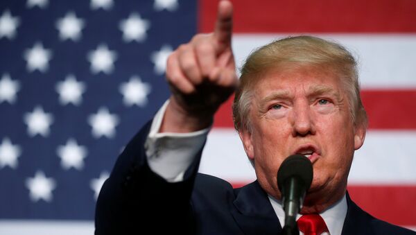 Republican presidential nominee Donald Trump speaks during a campaign event in Golden, Colorado, U.S. October 29 2016. - Sputnik Mundo