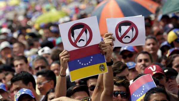 Protesta de oposición en Venezuela - Sputnik Mundo