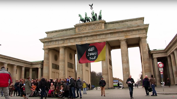 La compañía de comunicación estadounidense Harris Media es la autora de un polémico vídeo titulado 'Bienvenidos al Estado Islámico de Alemania'. - Sputnik Mundo