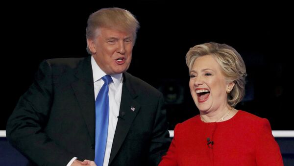 Donald Trump y Hillary Clinton , candidatos a la presidencia de EEUU - Sputnik Mundo