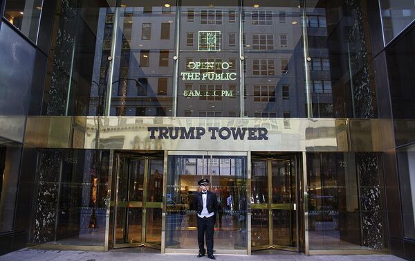 La entrada principal de Trump Tower - Sputnik Mundo