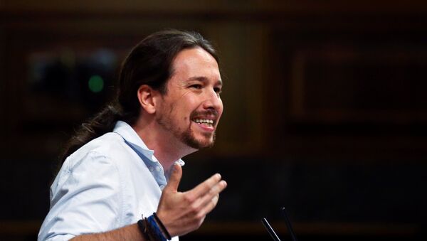Leader of Podemos (We Can) party Pablo Iglesias delivers a speech during the investiture debate at Parliament in Madrid, Spain - Sputnik Mundo