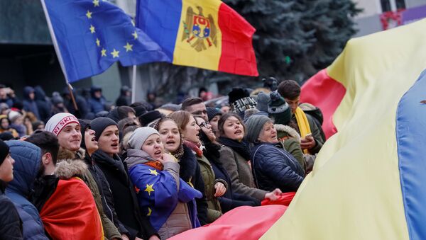 Seguidores de la asociación con la UE en Moldavia - Sputnik Mundo