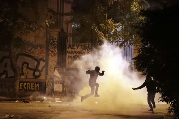 Atenas saluda a Barack Obama con violentas protestas - Sputnik Mundo