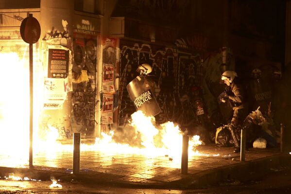 Atenas saluda a Barack Obama con violentas protestas - Sputnik Mundo