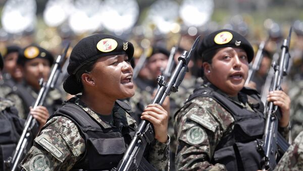 Mujeres en el Ejército de Perú - Sputnik Mundo