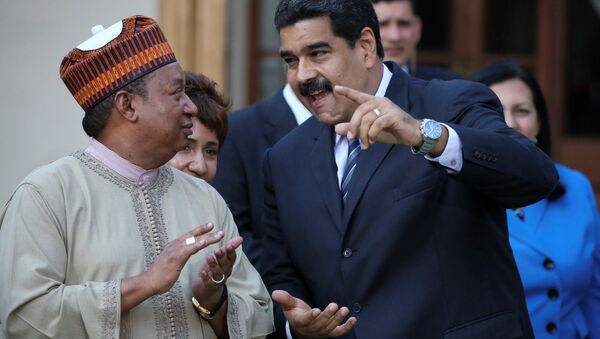 rganization of the Petroleum Exporting Countries (OPEC) Secretary-General Mohammed Barkindo (L) and Venezuela's President Nicolas Madur - Sputnik Mundo