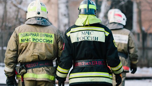 Los bomberos rusos - Sputnik Mundo