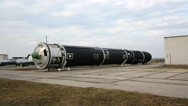 Misil balístico intercontinental ruso R-36M2, antecesor del RS-28 Sarmat (archivo) - Sputnik Mundo
