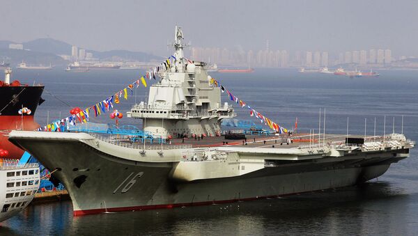 El portaviones chino Liaoning - Sputnik Mundo