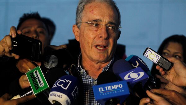El expresidente de Colombia Álvaro Uribe Vélez. - Sputnik Mundo