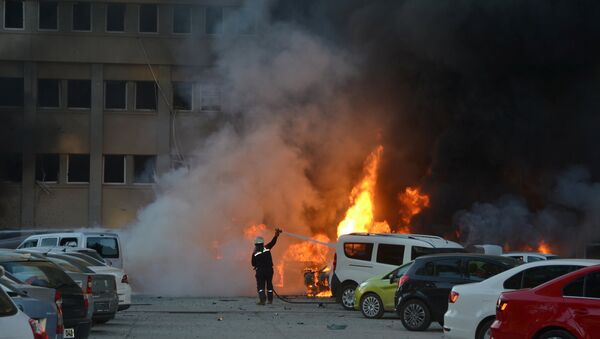 Consecuencias de la explosión en Adana, Turquía - Sputnik Mundo