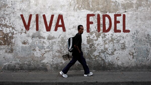 Un grafiti en las calles de Santiago de Cuba (archivo) - Sputnik Mundo