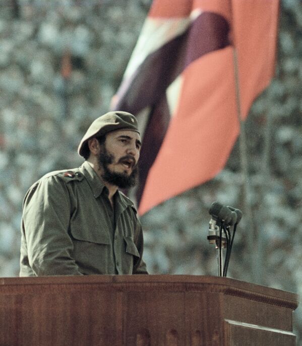 Discurso de Fidel Castro en la Marcha por la Amistad de los pueblos soviético y cubano. - Sputnik Mundo