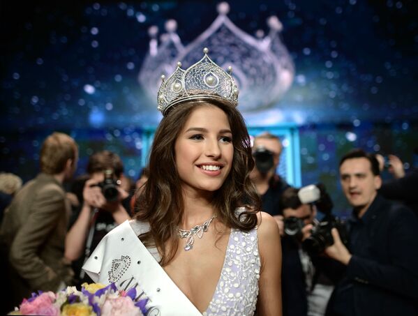 Yana Dobrovólskaya logró el galardón de Miss Rusia en abril de 2016 y representará a su país en la 66ª edición del certamen Miss Mundo, correspondiente al año 2016, que se celebrará el 18 de diciembre de 2016 en Maryland, EEUU. - Sputnik Mundo