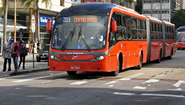 Sistema de autobús de tránsito rápido (BRT) - Sputnik Mundo