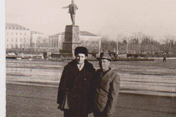 Vladimir Roslik durante sus años de estudiante en Moscú - Sputnik Mundo