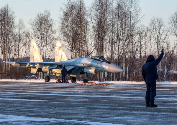 Los cazas de última generación SU-35 en todo su esplendor - Sputnik Mundo