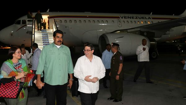 El presidente de Venezuela, Nicolás Maduro, arriba a Cuba - Sputnik Mundo