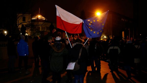 Protestas en Varsovia, Polonia - Sputnik Mundo