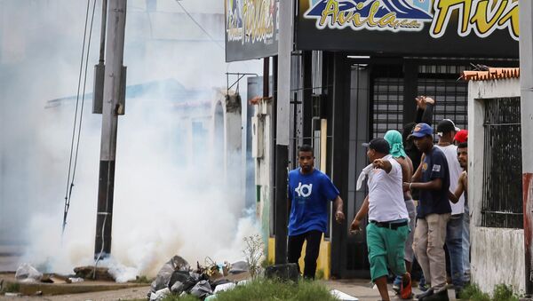 Choques en la ciudad venezolana de Bolívar - Sputnik Mundo