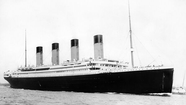 Boleto para ceremonia de botadura del “Titanic” vendido por US$56.000 en EEUU - Sputnik Mundo