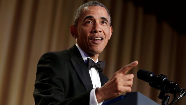 U.S. President Barack Obama speaks at the White House Correspondents' Association annual dinner in Washington, U.S., April 30, 2016 - Sputnik Mundo
