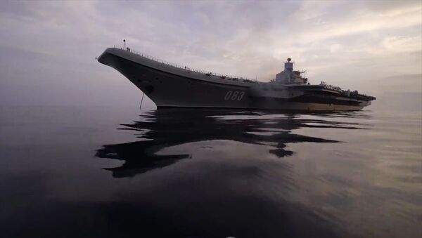 Тяжелый авианесущий крейсер Адмирал Кузнецов в Средиземном море у берегов Сирии - Sputnik Mundo