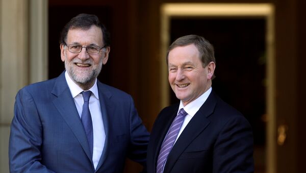 Spain's Prime Minister Mariano Rajoy (L) and Ireland's Prime Minister Enda Kenny pose at Moncloa Palace in Madrid, Spain - Sputnik Mundo