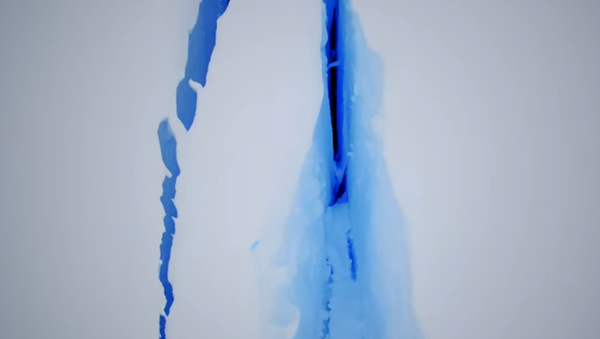 Una grieta gigantesca en el hielo de la Antártida - Sputnik Mundo