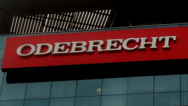 A sign of the Odebrecht Brazilian construction conglomerate is seen at their headquarters in Lima, Peru - Sputnik Mundo