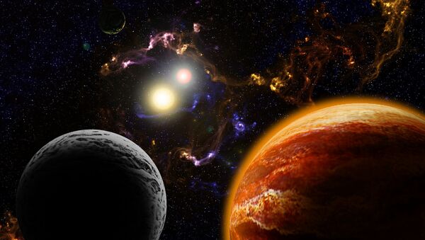Estrella binaria, nebulosa y planeta con lunas - Sputnik Mundo