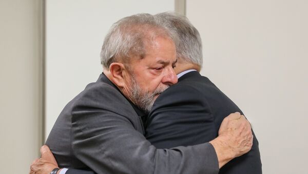 Ex presidentes Luiz Inácio Lula da Silva y Fernando Henrique Cardoso - Sputnik Mundo