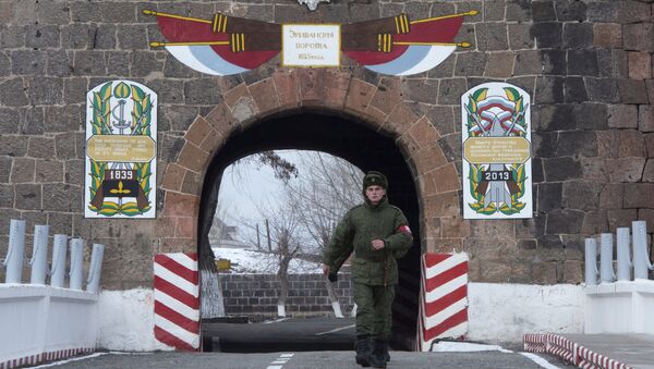 Base militar rusa en Gyumri (Archivo) - Sputnik Mundo