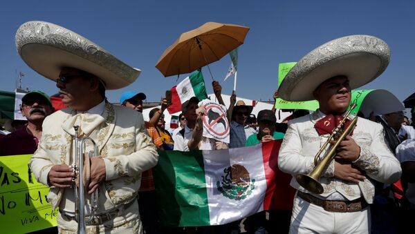 Protestas en México contra la política de Trump - Sputnik Mundo