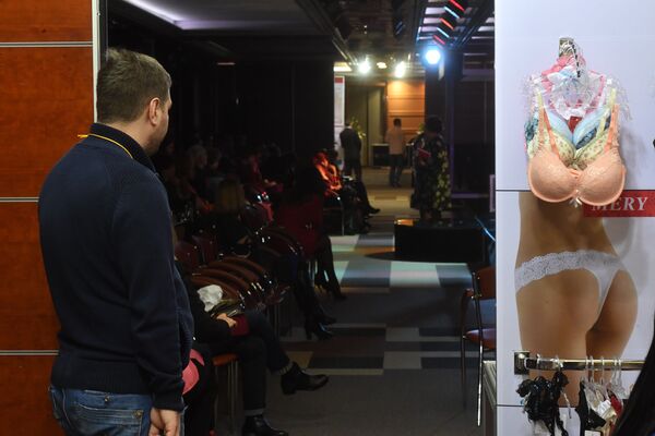 Desfile de ropa interior Lingerie Show-Forum en Moscú - Sputnik Mundo
