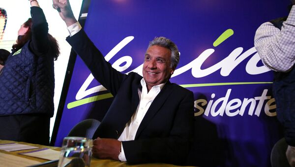 Lenin Moreno, candidate of the ruling PAIS Alliance Party, gestures at the Hotel Colon during the presidential election in Quito - Sputnik Mundo