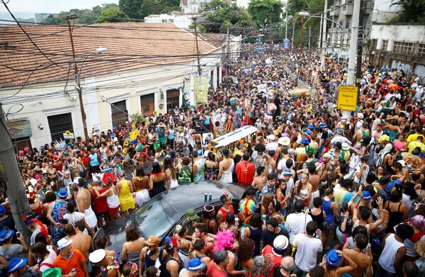 Los colores y el brillo en el carnaval de Río de Janeiro - Sputnik Mundo