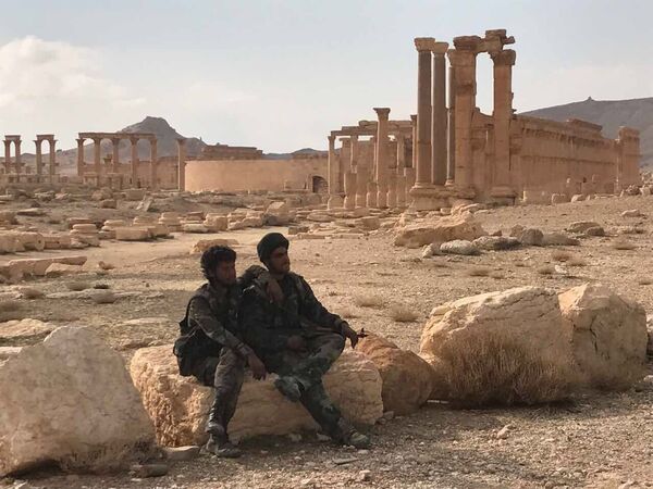 Las atrocidades de Daesh contra el Patrimonio de la Humanidad de Palmira - Sputnik Mundo