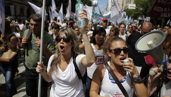 Docentes argentinos durante una protesta en Buenos Aires - Sputnik Mundo