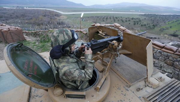 Militar turco en la frontera con Siria - Sputnik Mundo