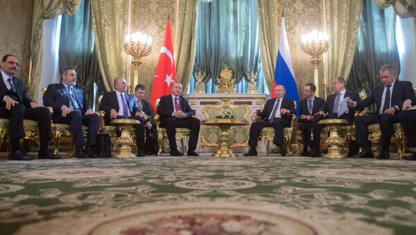 Presidente de Rusia, Vladímir Putin, y presidente de Turquía, Recep Tayyip Erdogan - Sputnik Mundo