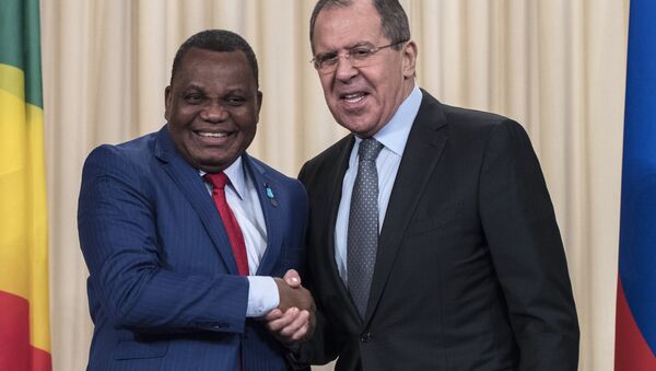 Serguéi Lavrov se reúne con su homólogo congolés, Jean-Claude Gakosso - Sputnik Mundo