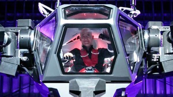 Jeff Bezos pilotea un Method-2 - Sputnik Mundo
