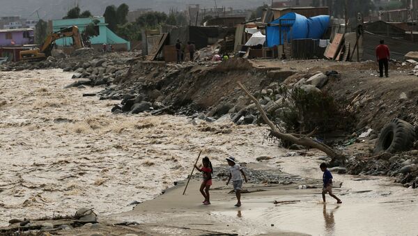 Inundación en Lima, Perú - Sputnik Mundo